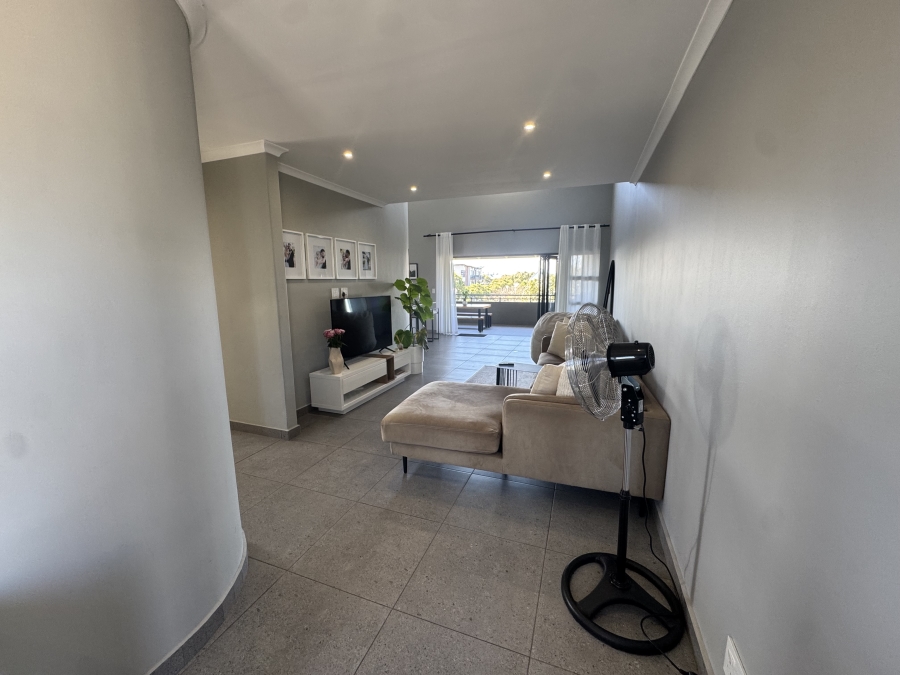 To Let 2 Bedroom Property for Rent in Royal Ascot Western Cape